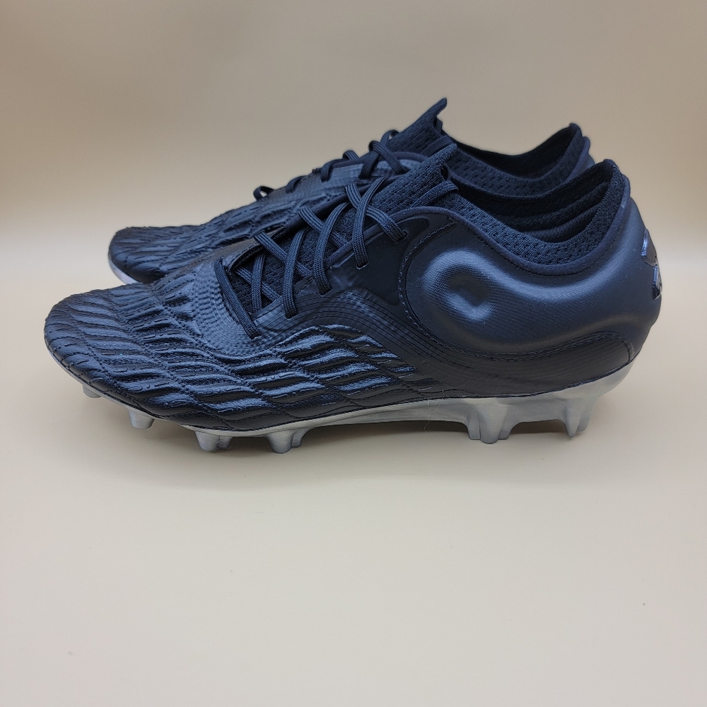Under Armour Magnetico Elite 3 FG Soccer Cleats Women’s Size 7 3027745-001 New